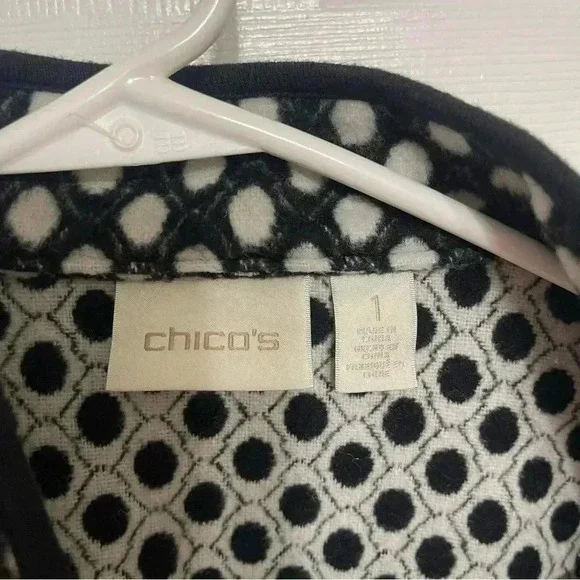 Chicos Polka Dot Plush Jacket Open Front Pockets Black White Collared - Picture 12 of 14